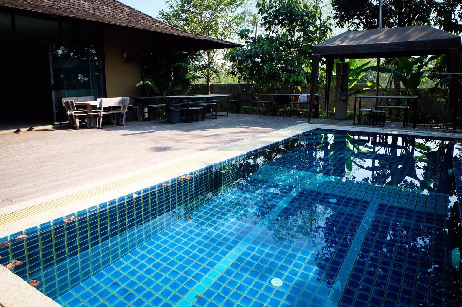 บ้านพักสวนผึ้ง,ที่พักสวนผึ้ง,พูลวิลล่าสวนผึ้ง