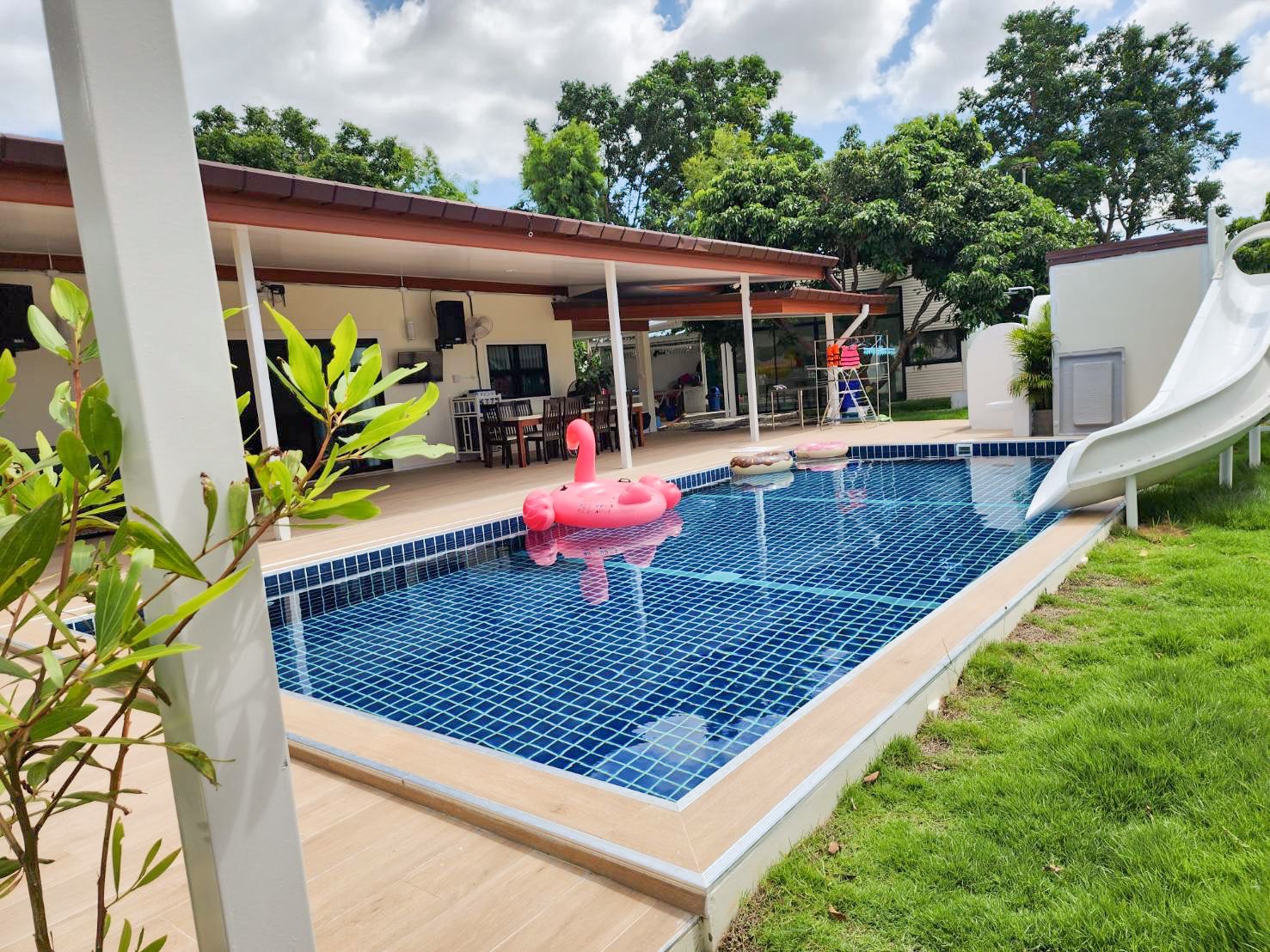 บ้านพักสวนผึ้ง,ที่พักสวนผึ้ง