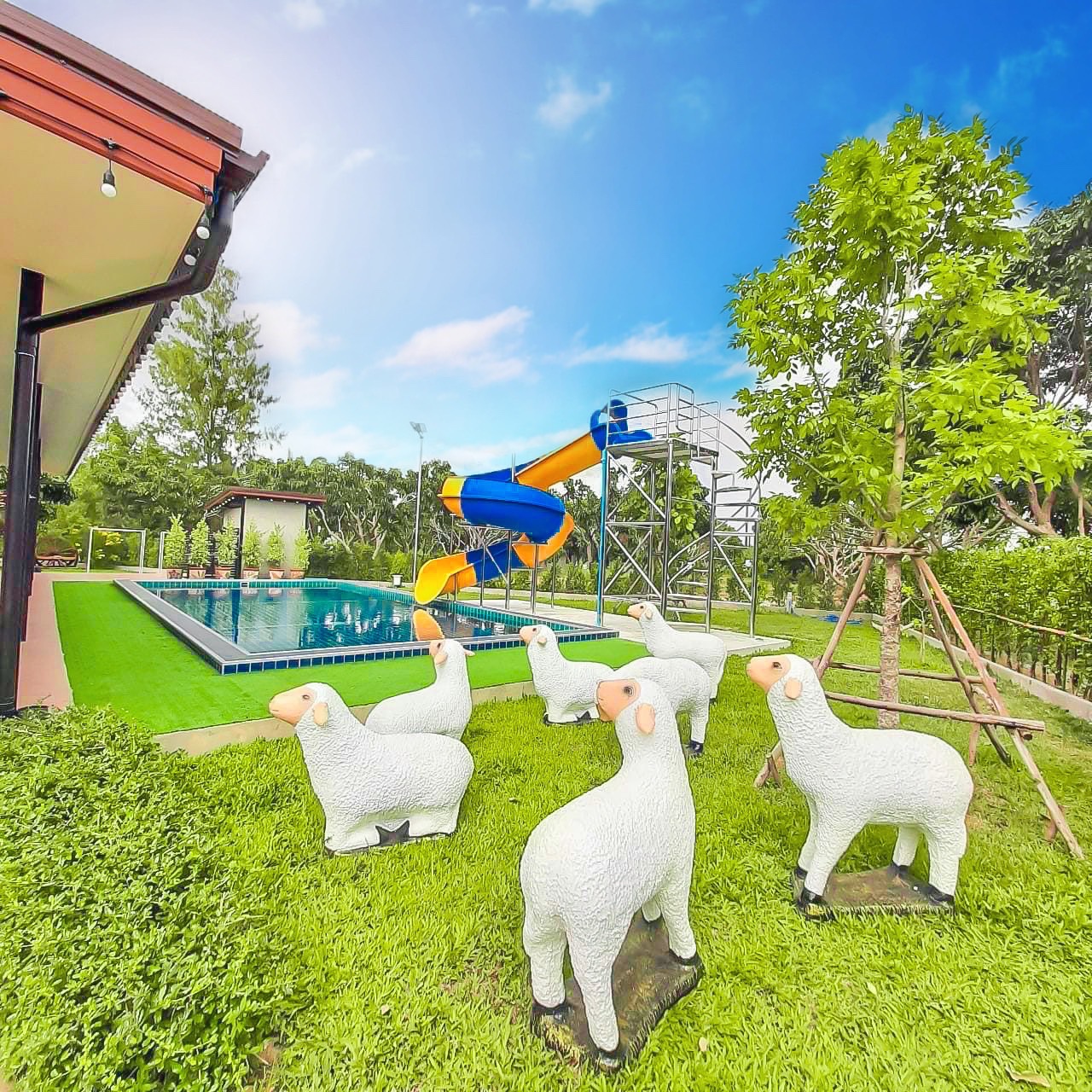 บ้านพักสวนผึ้ง,ที่พักสวนผึ้ง,พูลวิลล่าสวนผึ้ง